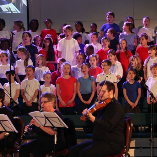 BracknellForestLestWeForgetConcert1)