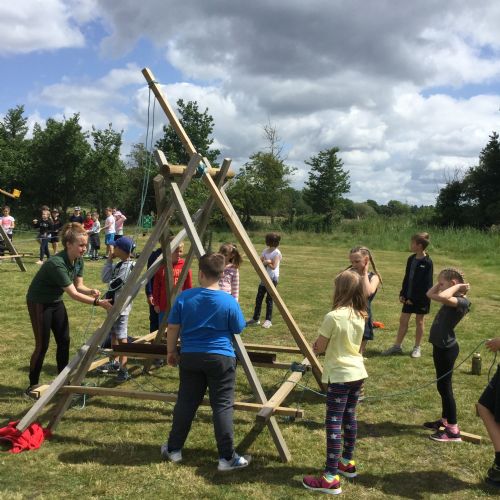 Y4UftonCourt11)